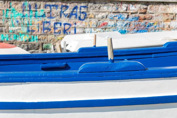 Detail of Tradtional fishing boat - Sicily — Stock Photo, Image