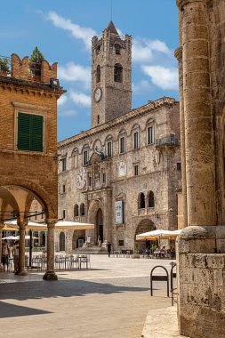 Ortaçağ sokakları ve evleri