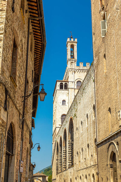 Photos of the beautiful medieval streets 