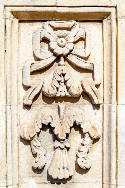 莫迪卡 西西里 巴洛克教堂立面的浮雕细节 — 图库照片