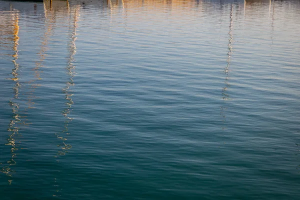 Reflexiones Los Barcos Puerto Sobre Agua Mar — Foto de Stock