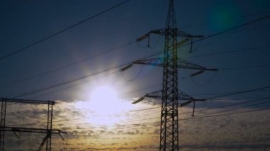 Yüksek voltajlı Elektrik Hattı