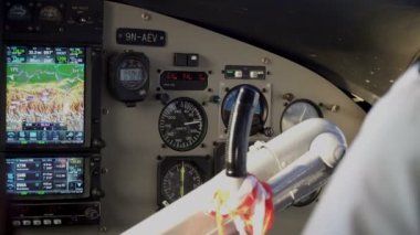 Uçakta kabin pilotlar