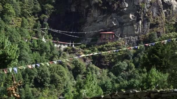 Monastère dans la roche — Video