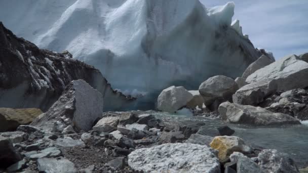 Der Khumbu-Gletscher — Stockvideo