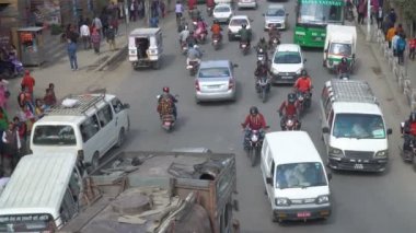 Kathmandu sokaklarda trafik