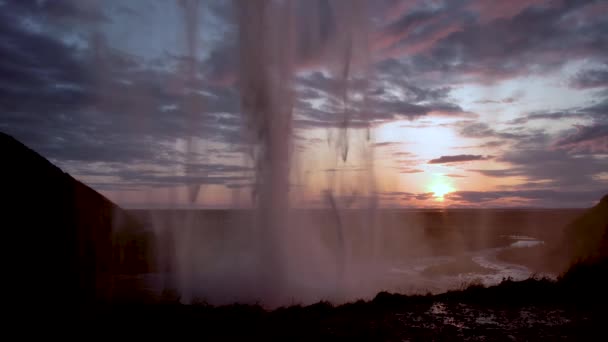 Seljalandfoss vodopád v západu slunce, Island — Stock video