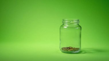 Cam Para Şişesinde Para Büyüyen Para