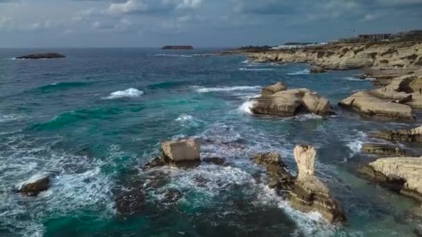 Voo sobre a costa de Chipre — Vídeo de Stock