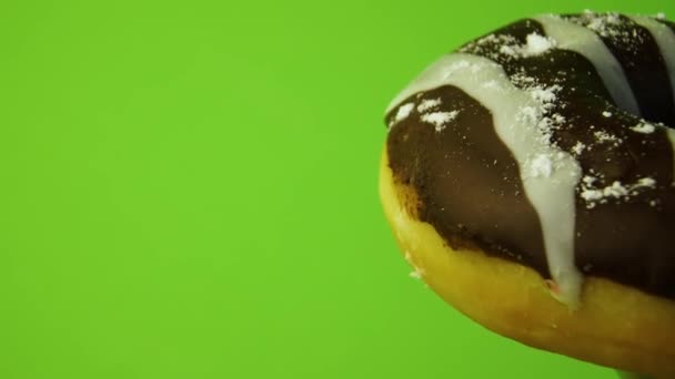 Delicioso donut doce rotativo — Vídeo de Stock