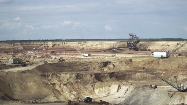 Minería de hierro a cielo abierto — Vídeos de Stock