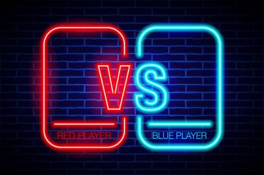 Brickwall Arkaplanındaki Neon Tabelasına Karşı