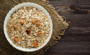 fındık ile yulaf ezmesi.  