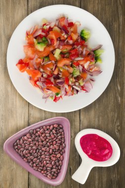 vegan gıda. sebze salatası