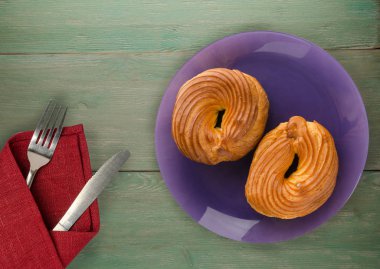 kremalı pasta plaka.