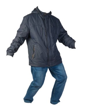 Beyaz arka planda erkek ceketi ve kot pantolon izole edildi. 