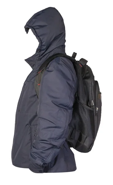Schwarzer Rucksack bekleidet mit blauer Jacke auf weißem Rücken — Stockfoto