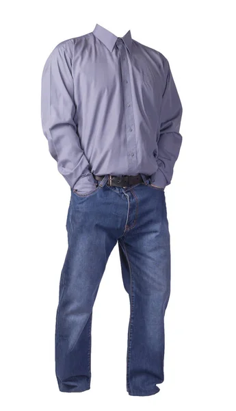 Camisa masculina e jeans azul isolado no fundo branco . — Fotografia de Stock