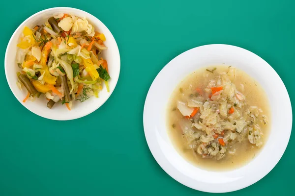 Cabbage Soup White Plate Green Background Soup Vegetable Salad Vegetarian — 스톡 사진