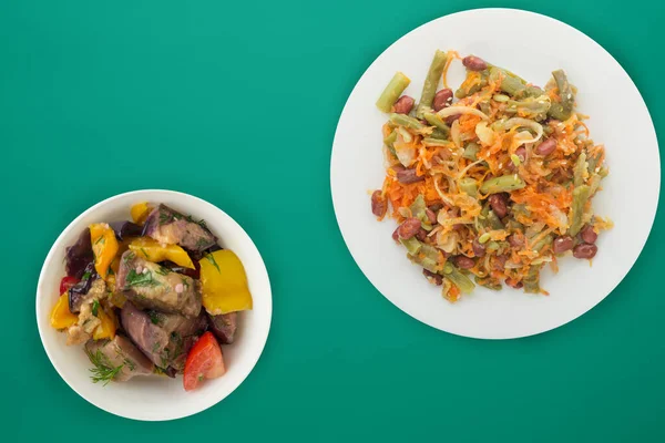 Vegetarischer Salat Gesunde Ernährung Salat Aus Bohnen Spargel Zwiebeln Karotten — Stockfoto