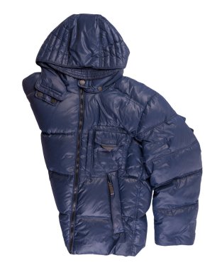 Beyaz arka planda izole edilmiş kapüşonlu fermuarlı mavi erkek ceketi. Rüzgarlık ceketi. Sıradan stil