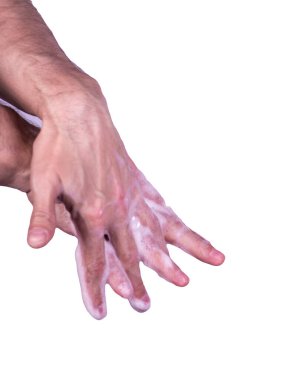 Çamaşırcı adamın elleri beyaz bir arka planda izole edilmiş. Ellerini yıka. Chiston ve sırtlan kavramı. Koronavirüsün önlenmesi