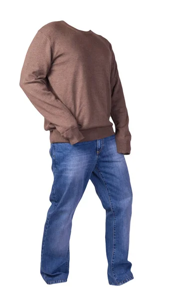 남성의 스웨터와 청바지는 바탕에 분리되어 — 스톡 사진