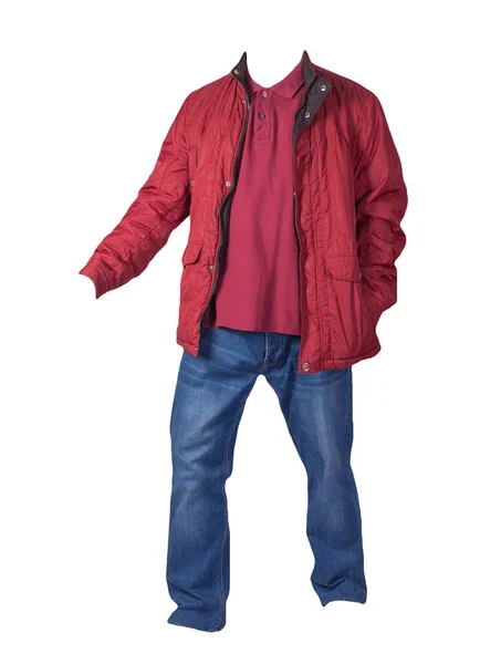 红色夹克 深色红色衬衫和蓝色牛仔裤 白色背景隔离 休闲装 — 图库照片