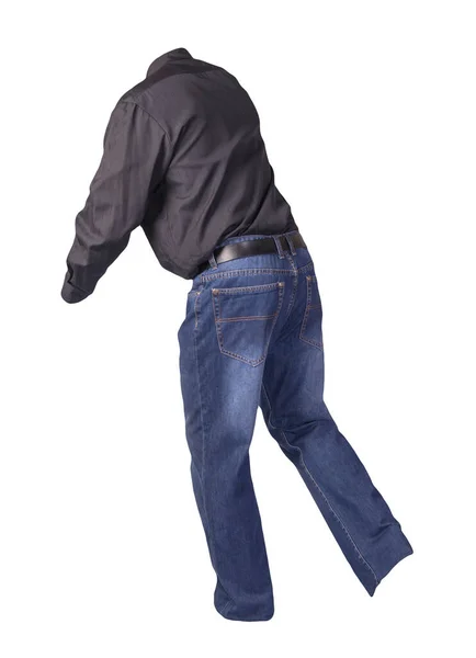 Män Svart Skjorta Med Långa Ärmar Och Blå Jeans Isolerad — Stockfoto