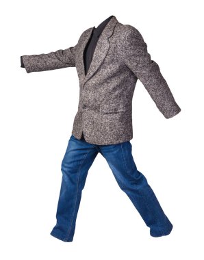 Beyaz arka planda siyah gömlekli ve kot pantolonlu adamlar. günlük biçim