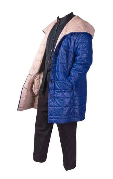 女性の黒い白いストライプのパンツ フードとニットセーターを白い背景に隔離された秋の青いベージュのコート ファッショナブルなカジュアルウェア — ストック写真