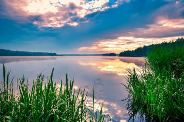 Sabah renkli manzara.