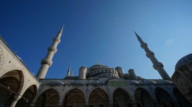 İstanbul 'daki ünlü Sultanahmet Mavi Camii.