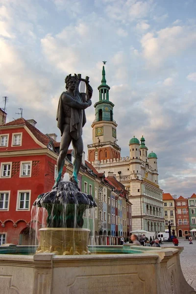 Stary Rynek Old Square Restored Colorful Buildings City Hall Fountain — Stock Photo, Image