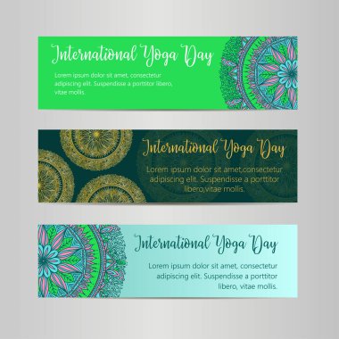 Vektör yoga çizim. Uluslararası Yoga gün için poster şablonu. 21 Haziran, Yoga gün el ilanı