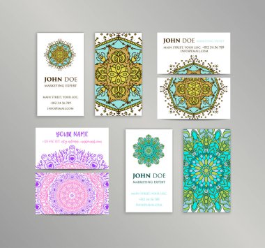 Ticari Kartlar, davetiyeler ve afişler. Çiçek mandala desen ve süsler. Oryantal tasarım düzeni. Asya, Arapça, Indian, Osmanlı motifleri.