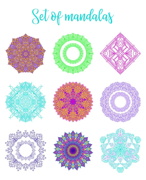 Mandala Vector Design Elements. Decoración de ornamento redondo. Patrones de flores de colores. Impresión del tatuaje — Vector de stock