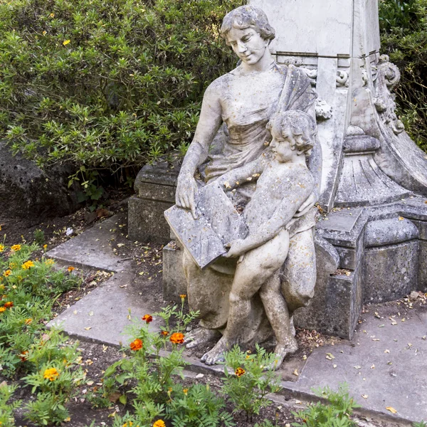 Sintra kamień statua — Zdjęcie stockowe