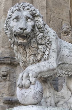 Aslan heykeli Floransa