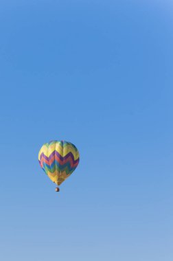 renkli sıcak hava balon uçuş