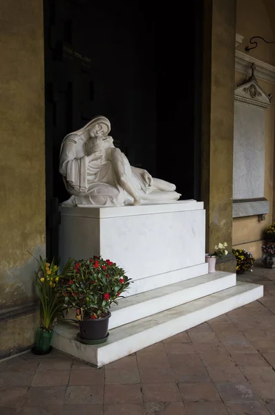 Forli Italie Décembre 2017 Statue Religieuse 100 Ans Madonna Christ — Photo