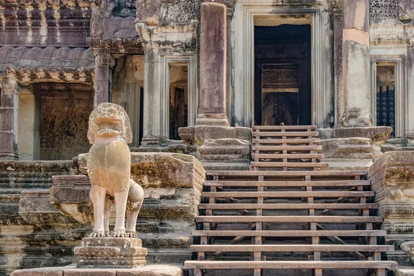 Antiguo Angkor Wat en Siem Reap, Camboya . — Foto de Stock