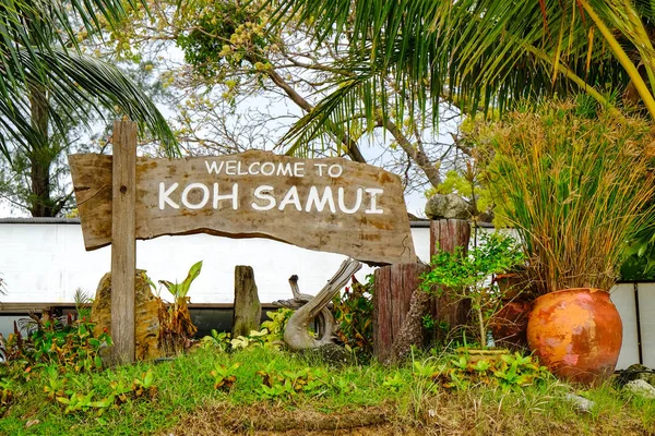 Señal de madera Koh Samui —  Fotos de Stock
