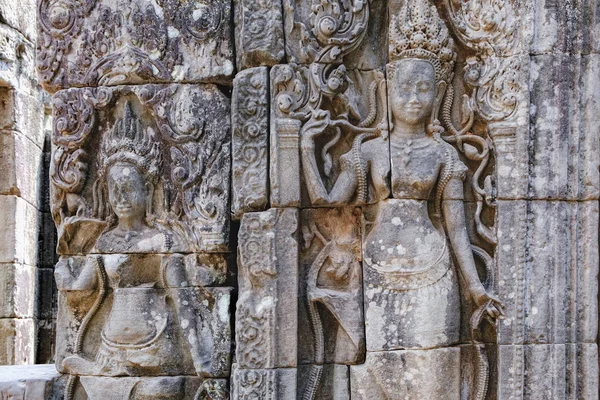 Escultura bajorrelieve en Prasat Bayon, Camboya — Foto de Stock