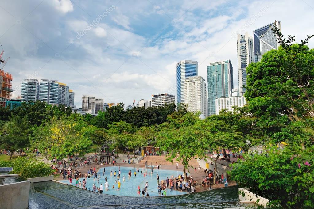  KLCC Park  is public park  in Kuala Lumpur  Malaysia Stock 