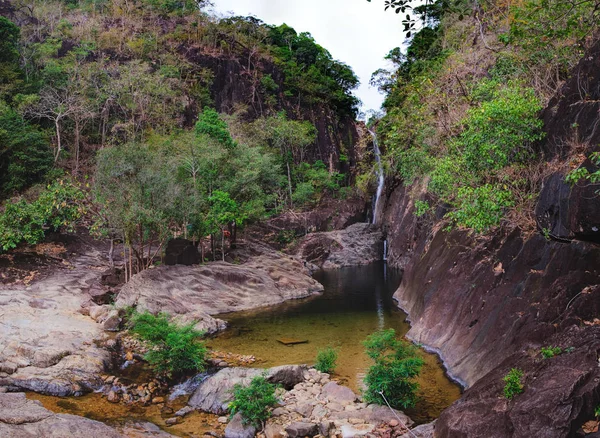 Vodopád Khlong Phlu, Chang ostrov, Thajsko — Stock fotografie