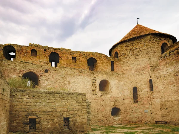 Wände und Fenster der Festung akkerman in der Ukraine — Stockfoto