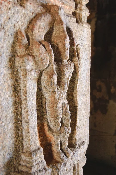 Bajorrelieve de piedra del templo hindú, Hampi, India — Foto de Stock