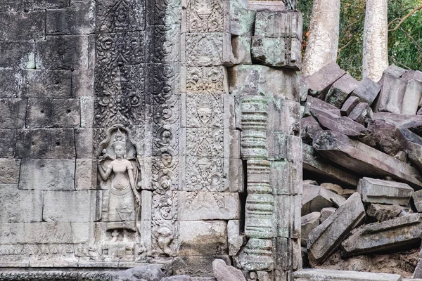 Escultura bajorrelieve en Prasat Bayon, Camboya — Foto de Stock