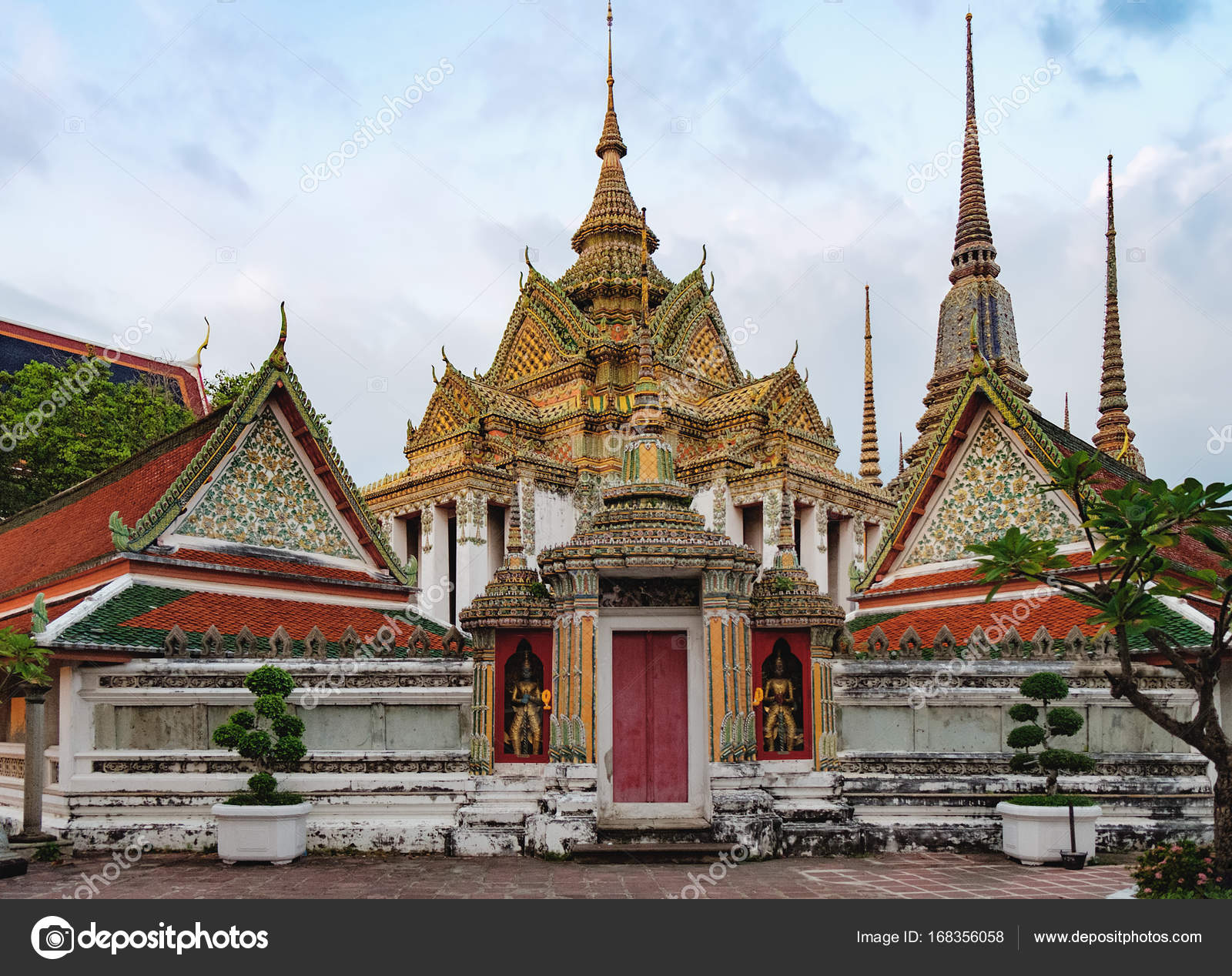  Temple  Wat Pho  Bangkok  Tha lande image libre de droit 